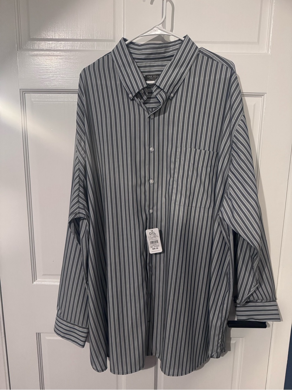 Oak Hill Classic Men's Striped Button-Up Shirt - Gray/White